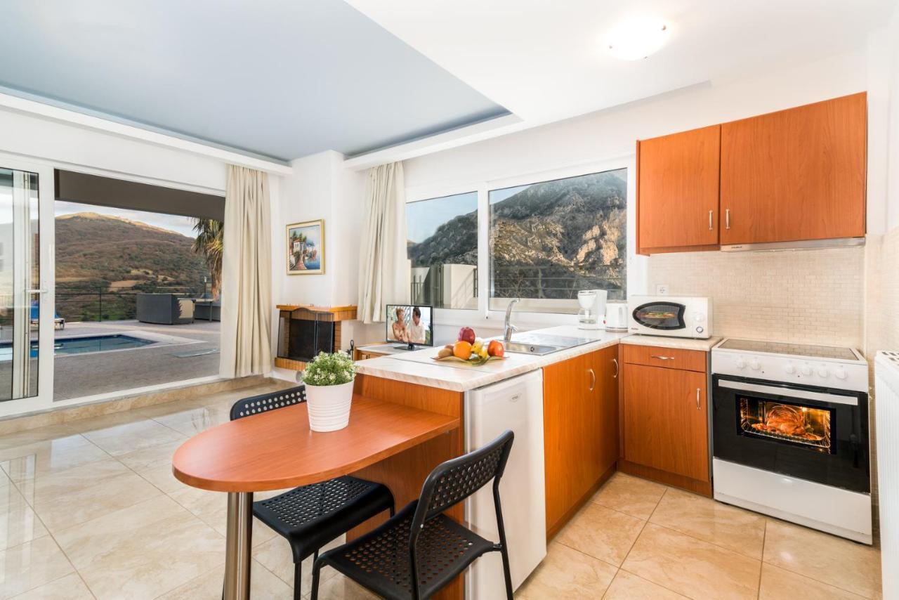 Villa Frati Gorge Екстериор снимка