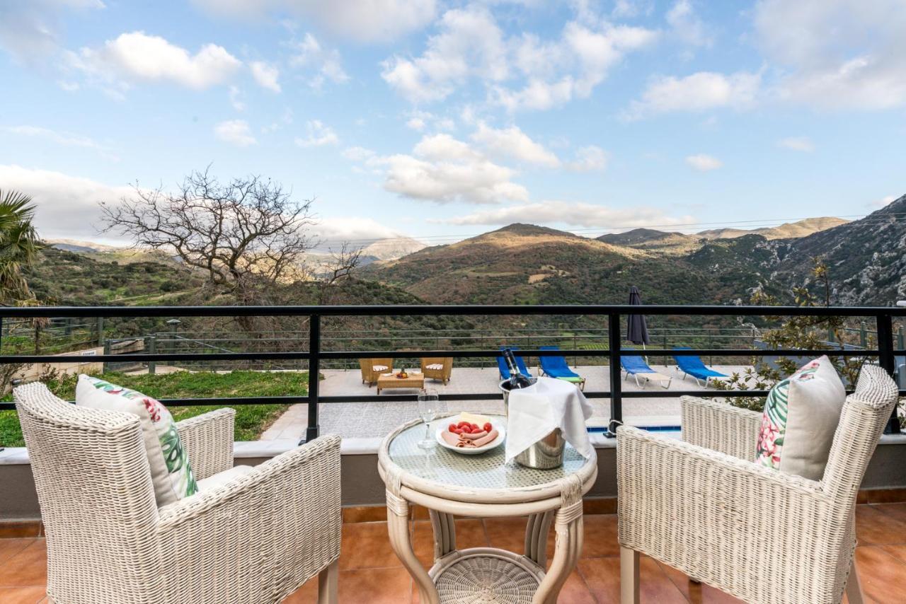 Villa Frati Gorge Екстериор снимка