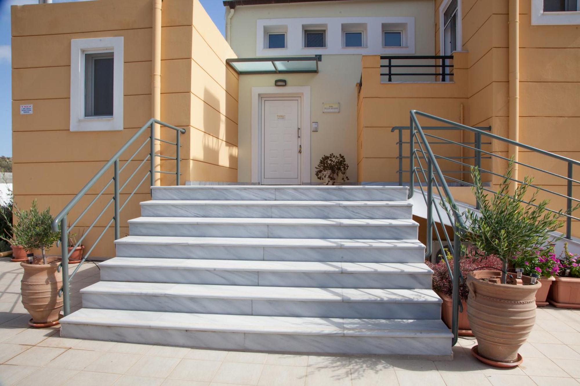 Villa Frati Gorge Екстериор снимка