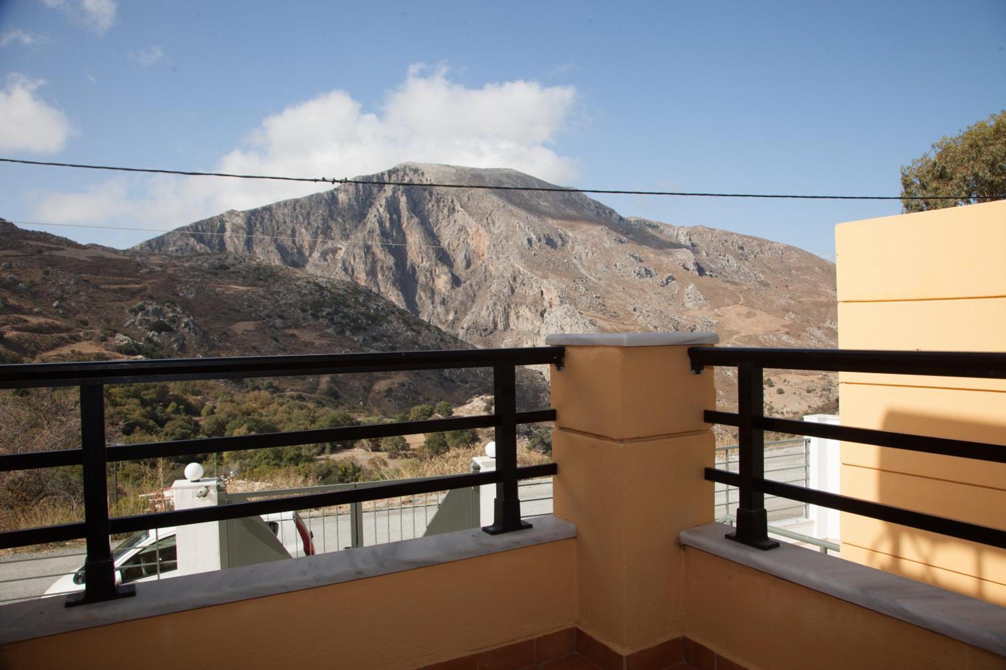 Villa Frati Gorge Екстериор снимка