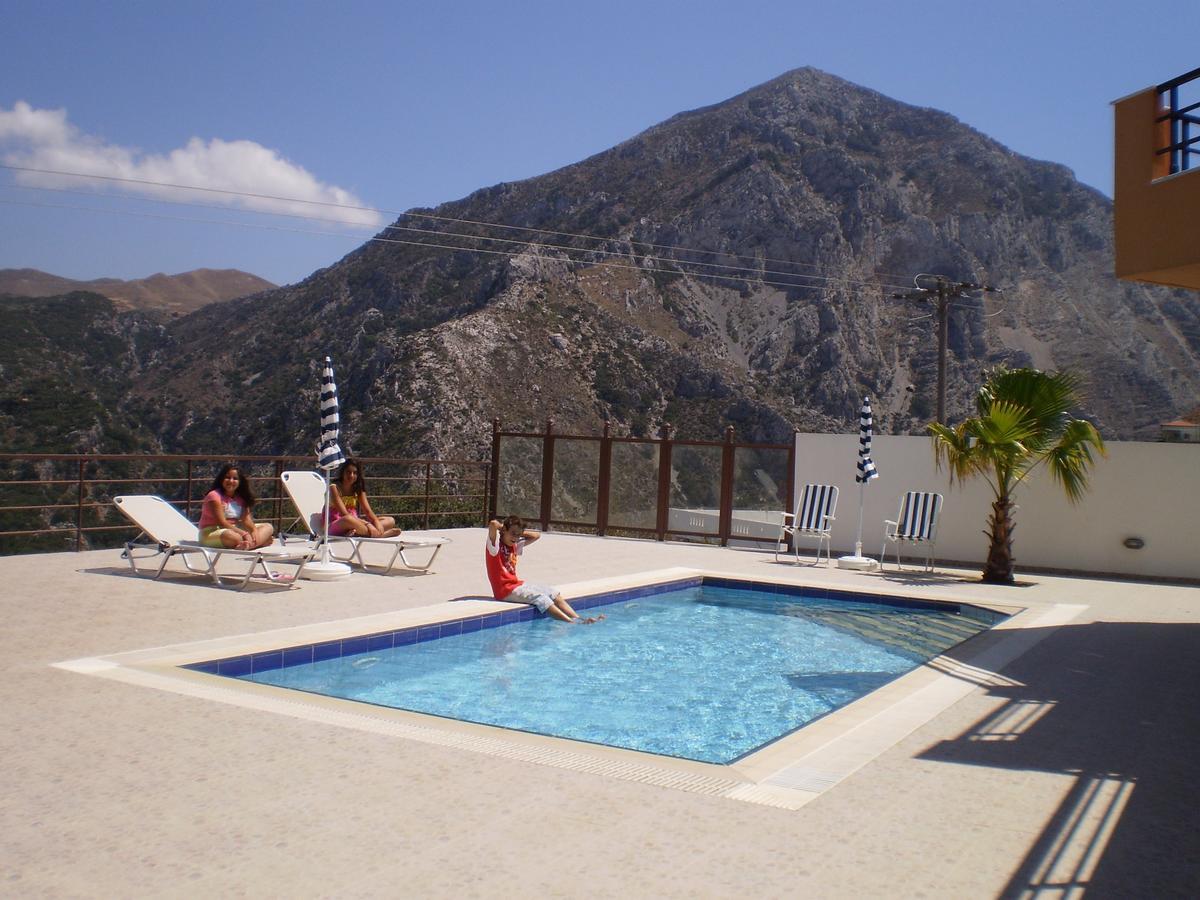 Villa Frati Gorge Екстериор снимка