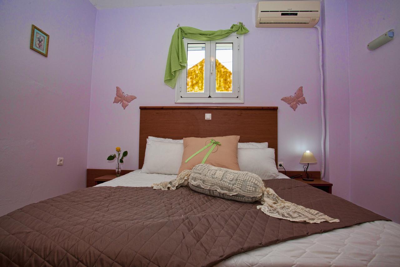 Villa Frati Gorge Екстериор снимка
