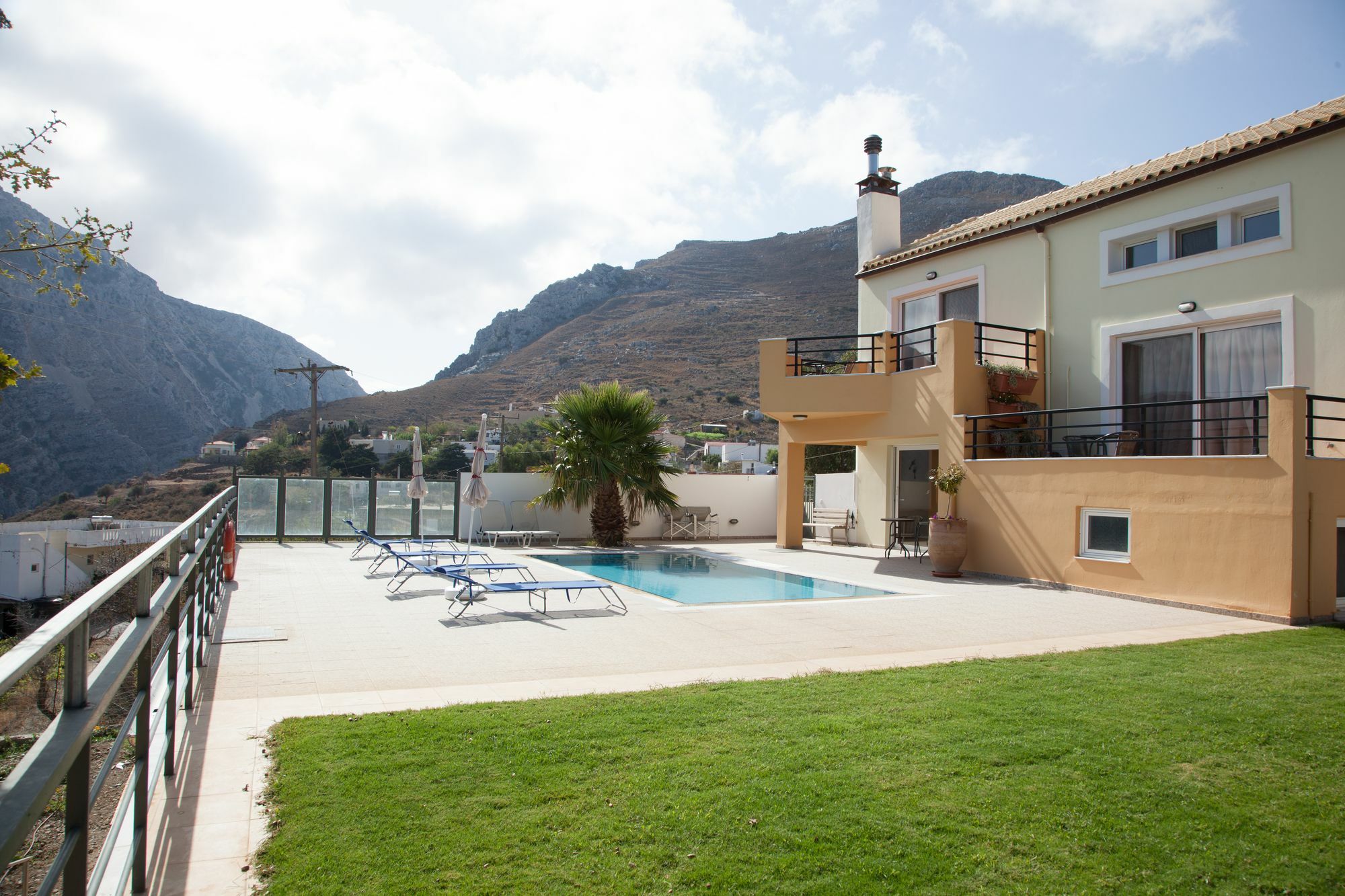 Villa Frati Gorge Екстериор снимка