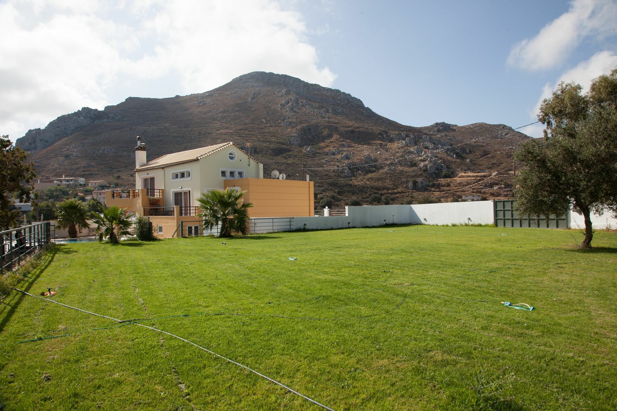 Villa Frati Gorge Екстериор снимка